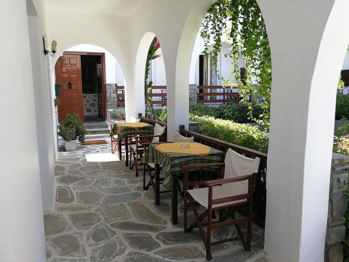 Asterias Hotel - Seafront Páros 外观 照片