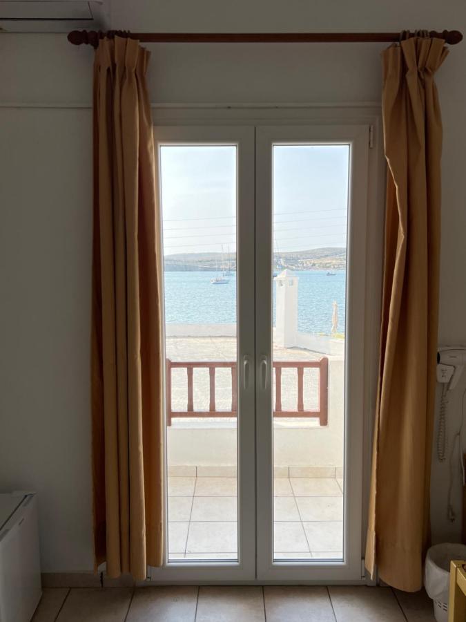 Asterias Hotel - Seafront Páros 外观 照片